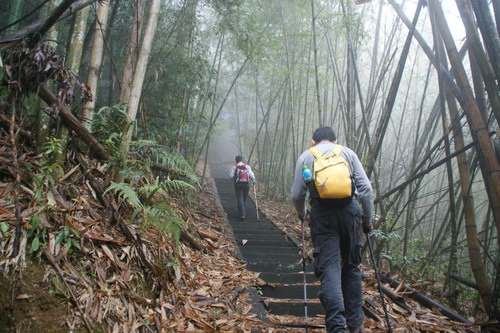 15水社大山.JPG