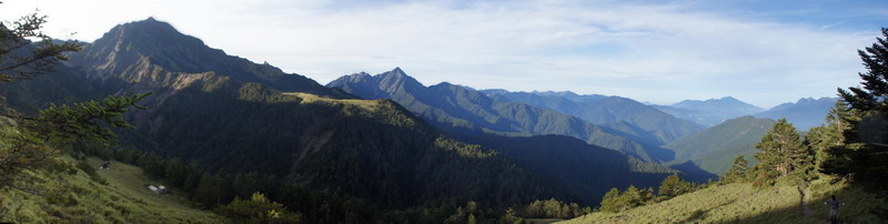 01南湖大山中央尖山.jpg 01南湖大山中央尖山.jpg
