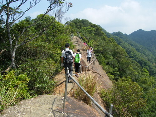 27皇帝殿西東峰縱走.JPG