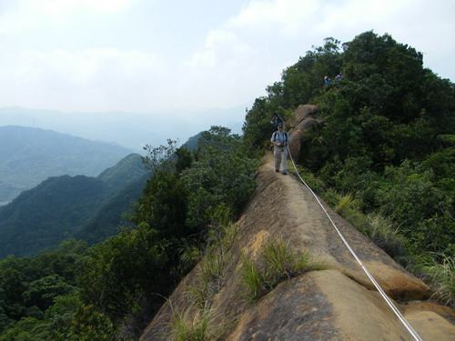 35皇帝殿西東峰縱走.JPG