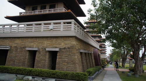 53高雄佛光山.JPG