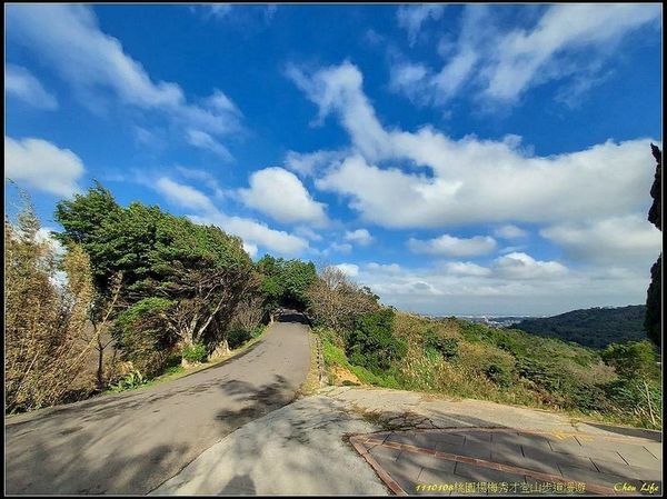 011楊梅秀才登山步道.jpg