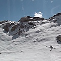 黃龍山上白天出太陽夜裡下雪-10