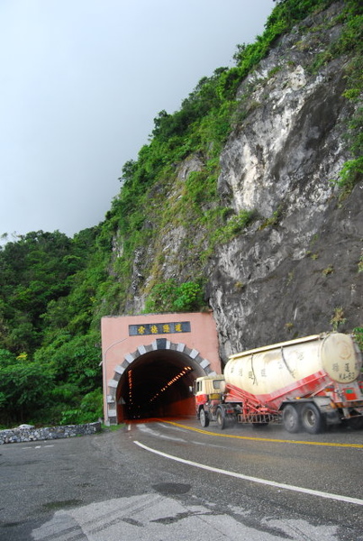 崇德隧道