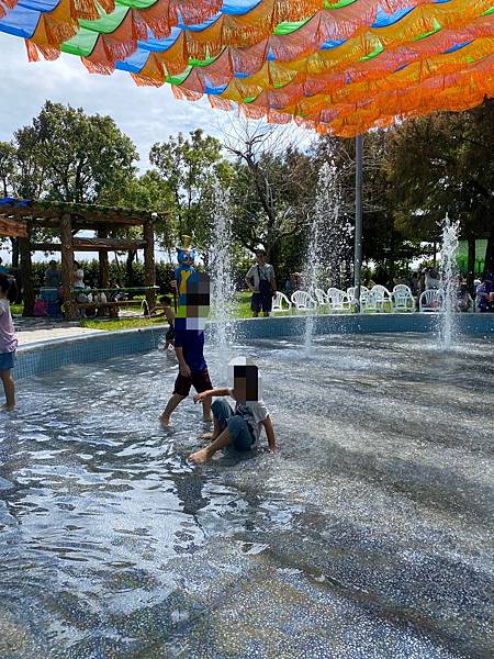 [遊記] 埔鹽熱門親子景點，長頸鹿休閒農場玩整天