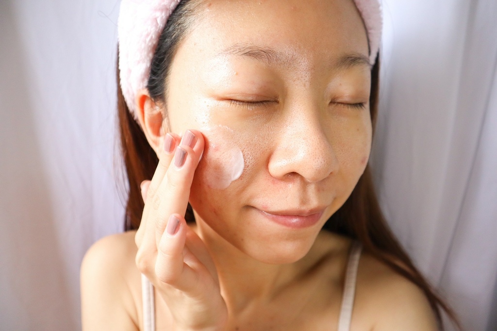 LINE_ALBUM_Lancome 黃金玫瑰系列-Blog_220611_13.jpg LINE_ALBUM_Lancome 黃金玫瑰系列-Blog_220611_13.jpg