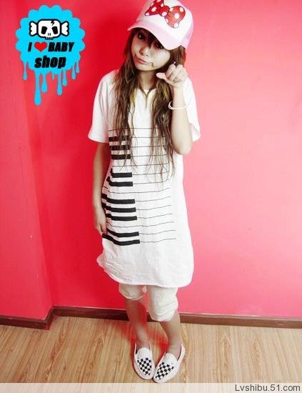 日本台湾超HOT款黑白钢琴键盘裙★白色蓝色RM30