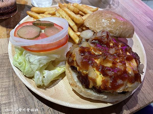 [食記] 台北天母漢堡-Burger O'clock至凌晨3點