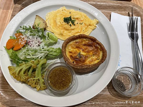 [食記] 台北內湖不限時咖啡廳。西湖站-奎克咖啡