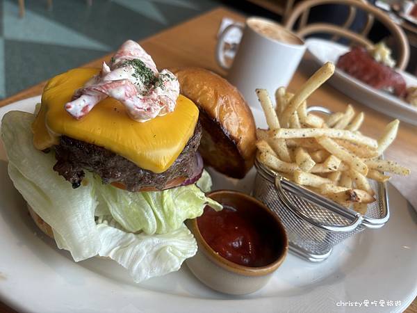 [食記] 台北 松山意舍酒店-Que原木燒烤 商業午餐