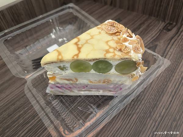 [食記] 宜蘭。壯圍甜點-食聚咖啡 水果千層蛋糕