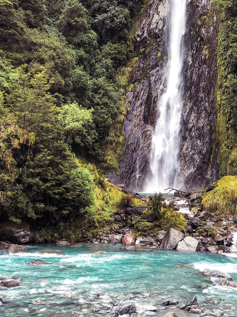 Thunder Creek Falls .jpg