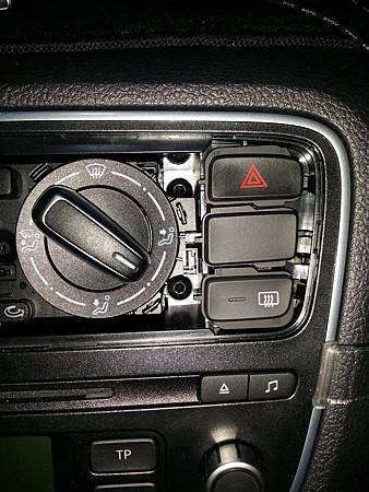 PIC_20141114_193202_F18.jpg PIC_20141114_193202_F18.jpg