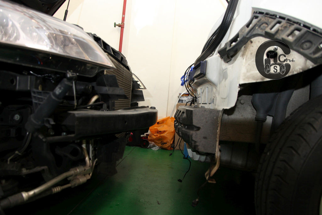 IMG_3730-2048.jpg IMG_3730-2048.jpg