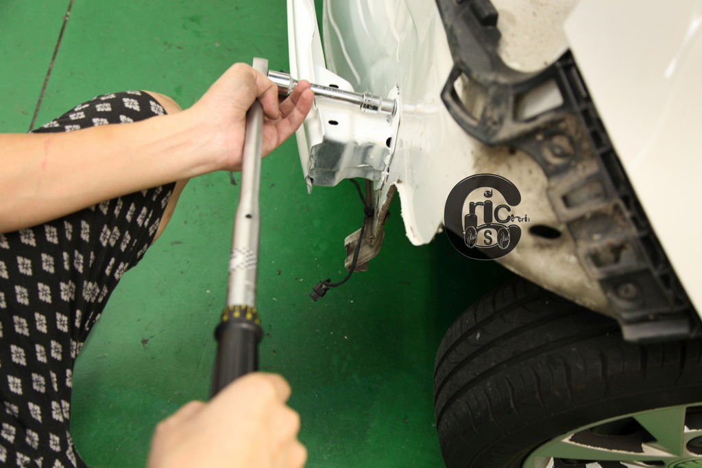 IMG_3777-2048.jpg IMG_3777-2048.jpg