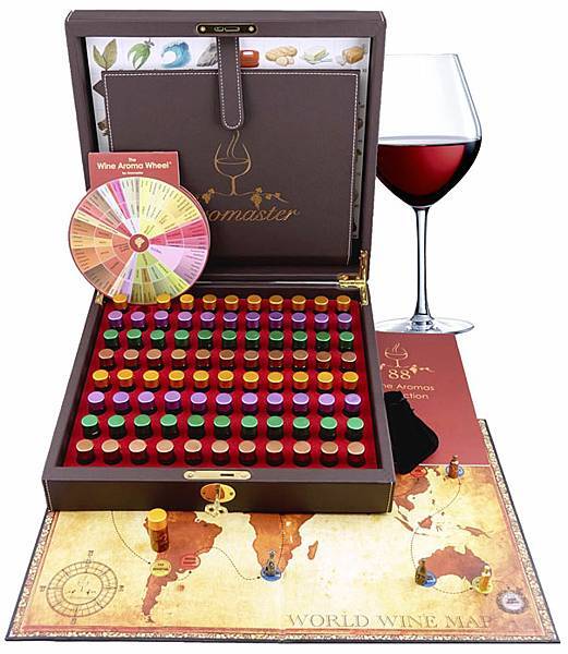 Master-Sommelier-Wine-Aroma-Kit-88-wine-aromas-web.jpg