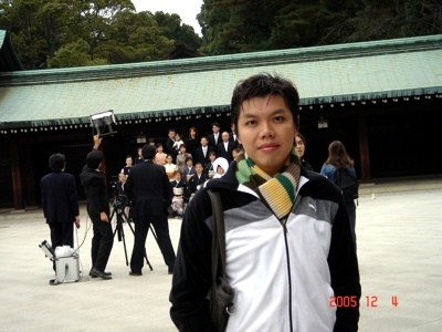 明明就要照後面的人..結果都擋到了