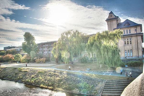 DSC07541_2_3_tonemapped-2-20140127