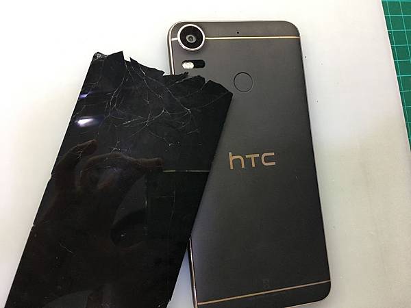 2017-10-03 19.55.20 HTC E9+.jpg 2017-10-03 19.55.20 HTC E9+.jpg