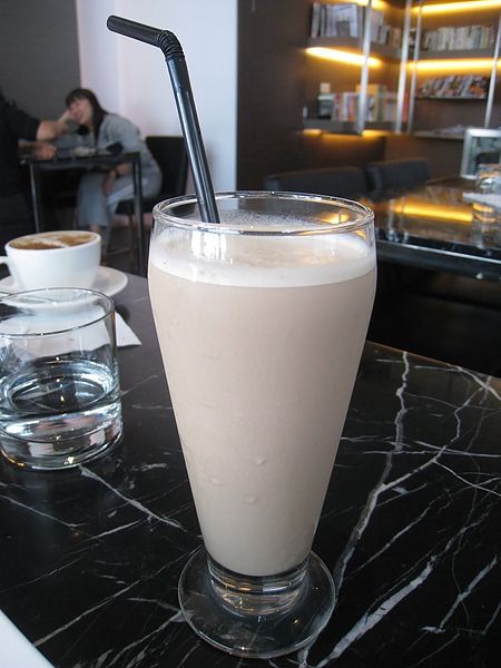 ASTY奶茶.JPG