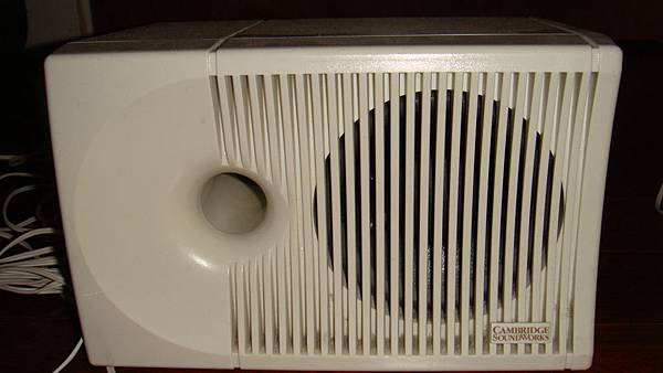 Cambridge Soundworks 4.1 (2)