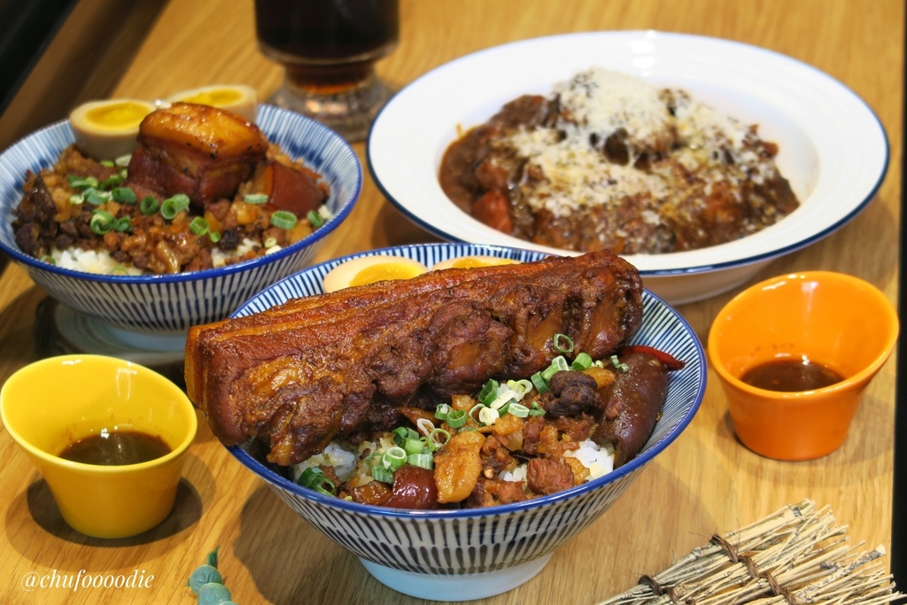 【天狗咖哩家】高雄小港美食日式料理餐廳~重口味超大碗角煮日式丼飯等你來挑戰