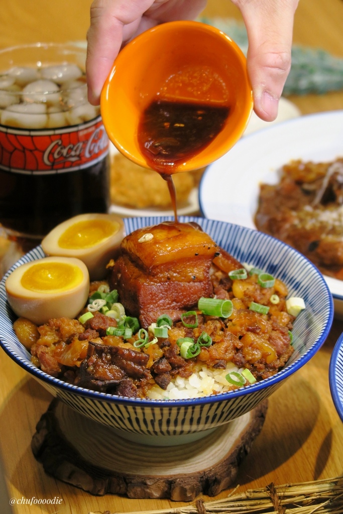 【天狗咖哩家】高雄小港美食日式料理餐廳~重口味超大碗角煮日式丼飯等你來挑戰