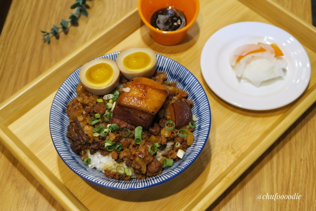 【天狗咖哩家】高雄小港美食日式料理餐廳~重口味超大碗角煮日式丼飯等你來挑戰