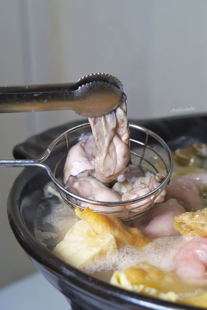 千槢小館-苓雅區石頭火鍋蘋果市集美食~酸度十足的高雄酸菜白肉
