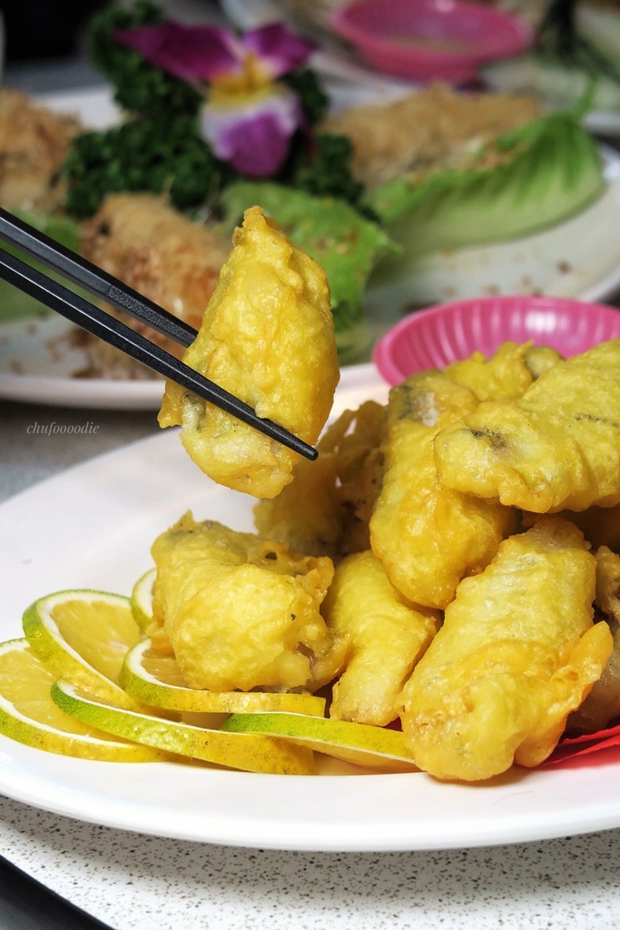 珍珍海鮮-肉燥飯吃到飽、附設免費停車場~屏東東港海鮮餐廳就吃