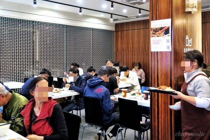 聰明鴨肉店~飄香50年高雄鴨肉老店~南華商圈裡餐廳等級的台灣