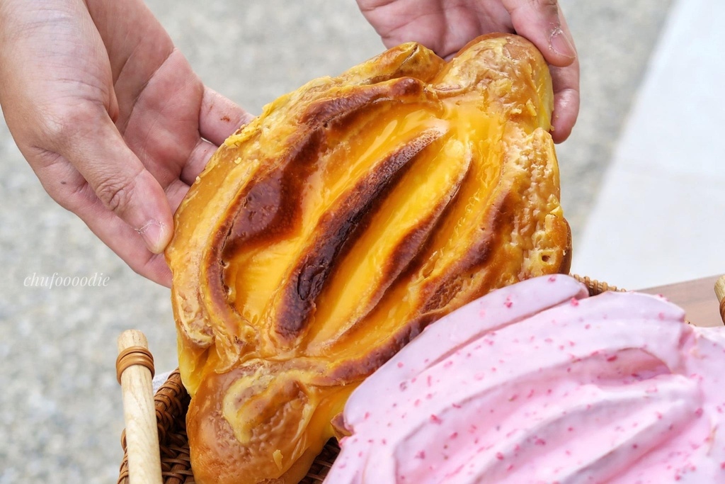 加熊賀羅宋專賣-明太子、黃金起士特色羅宋麵包!台南必吃的羅宋 加熊賀羅宋專賣-明太子、黃金起士特色羅宋麵包!台南必吃的羅宋