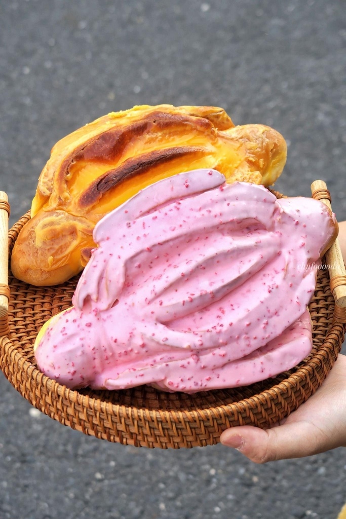 加熊賀羅宋專賣-明太子、黃金起士特色羅宋麵包!台南必吃的羅宋 加熊賀羅宋專賣-明太子、黃金起士特色羅宋麵包!台南必吃的羅宋