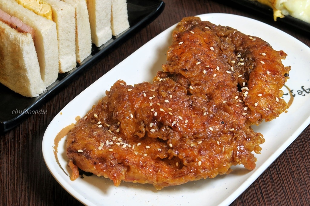 吐司先生-炸雞排、牽絲起司蛋餅、炒飯還有鍋燒麵~高雄鳳山夜市