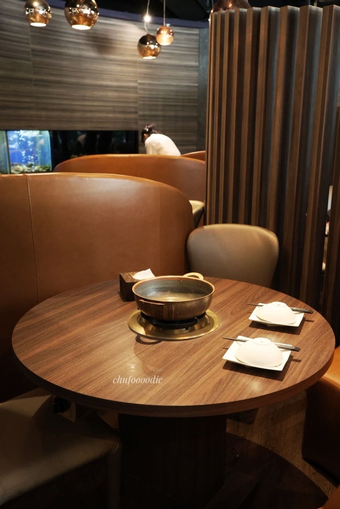 銅花精緻涮涮鍋-專人協助料理的頂級高雄火鍋餐廳~有火鍋界LV