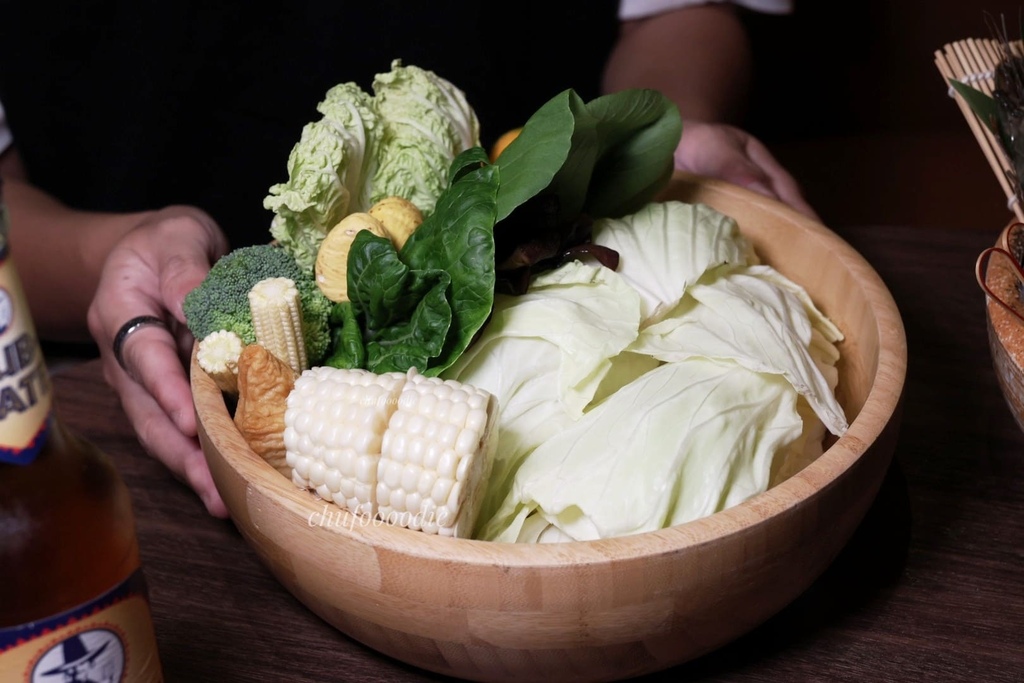 銅花精緻涮涮鍋-專人協助料理的頂級高雄火鍋餐廳~有火鍋界LV