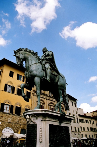 4-8佛羅倫斯--科西摩一世雕像.jpg