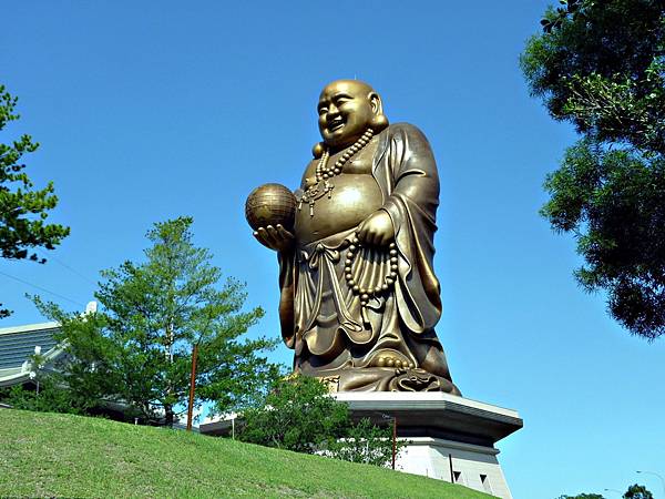 峨眉/天恩彌勒佛院