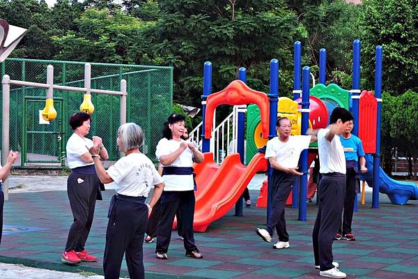 達摩養生易筋氣功