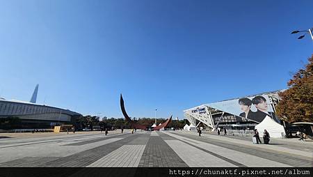 (JX) 我們。無論何時 (JX) 我們。無論何時