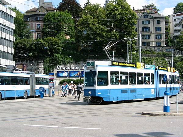 蘇黎世路面輕軌電車