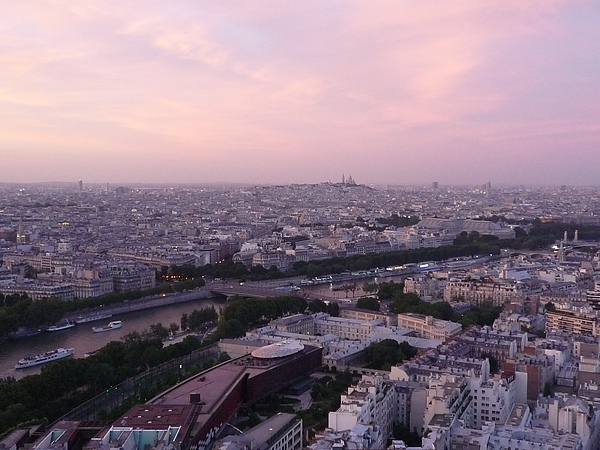 巴黎鐵塔第二層的view