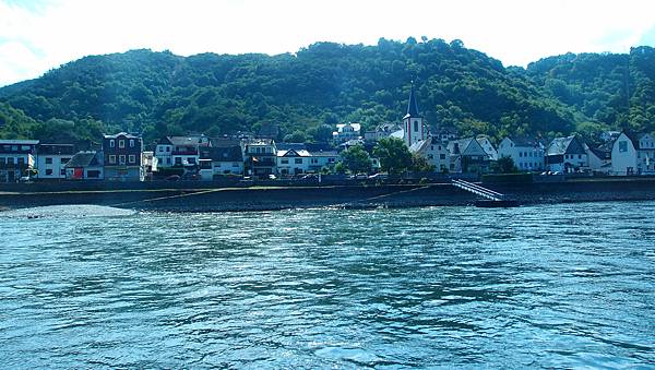 Hirzenach小鎮St. Goar.JPG