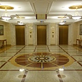  RADISSON ROYAL HOTEL 電梯 (2).JPG