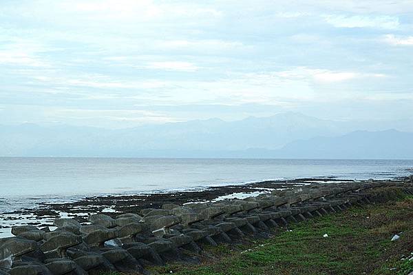 綠島海岸一景