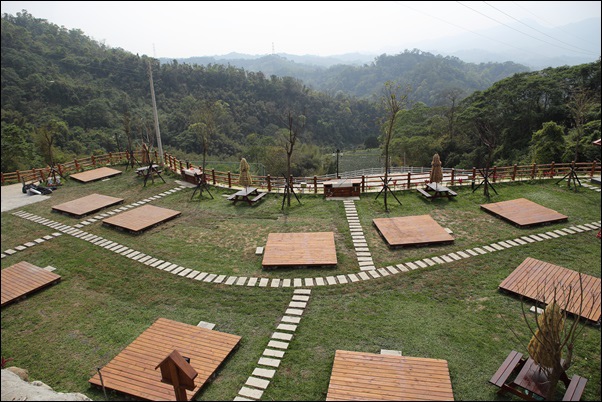 四季非露不可 (8) 四季非露不可 (8)