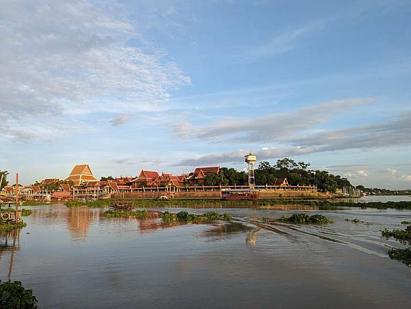 【媽媽泰國單飛記】Day-1 行程有夠滿之未免也“泰”熱了
