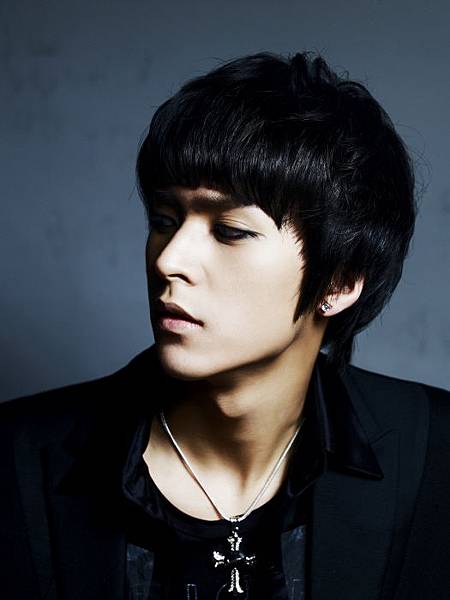 DongWoon 002 (2).jpg