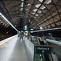 EXPO的捷運站月台