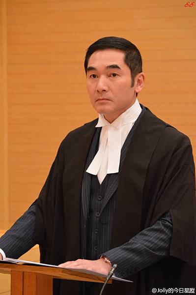 b4e2003djw1f7pxc5e3j0j20rs15tdjf